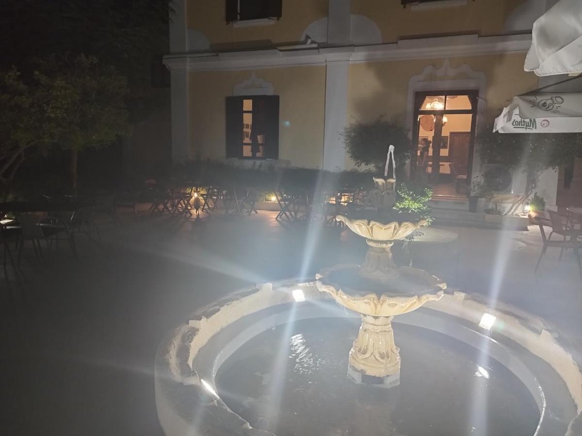 Nymph Hotel Salakos ภายนอก รูปภาพ