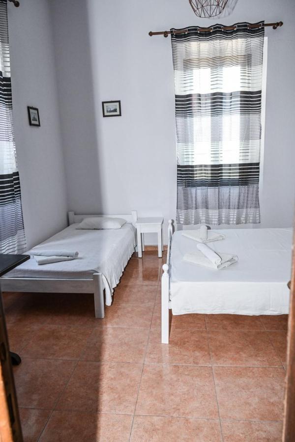Nymph Hotel Salakos ภายนอก รูปภาพ