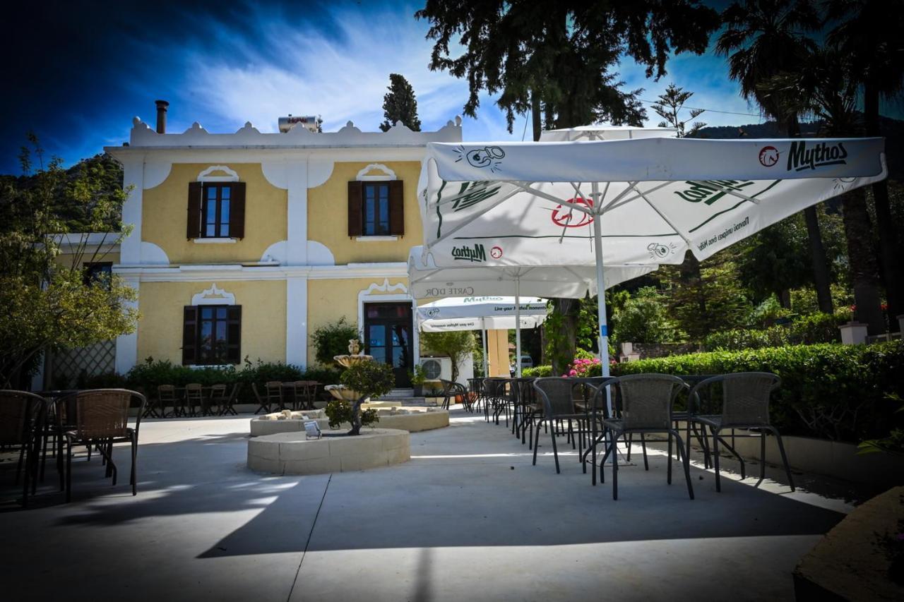 Nymph Hotel Salakos ภายนอก รูปภาพ