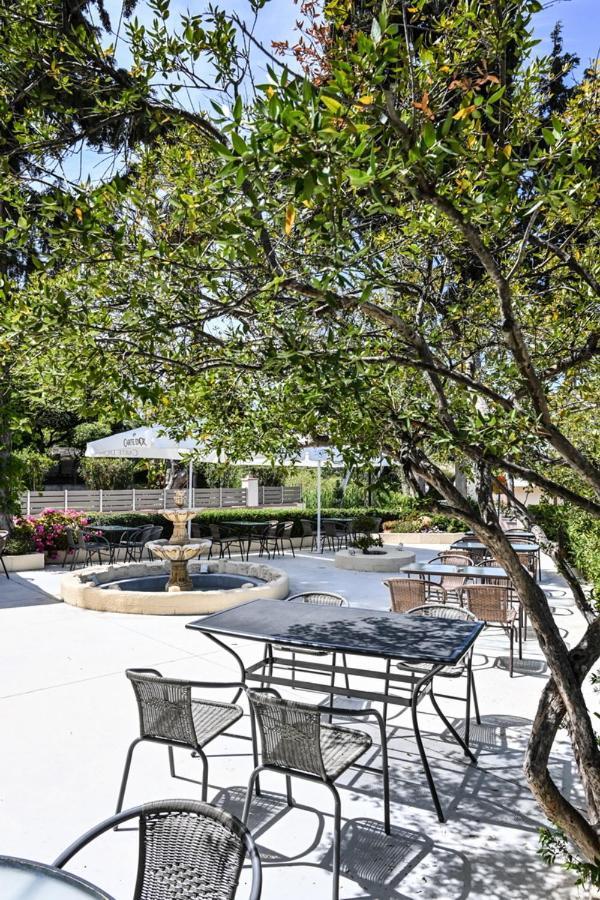 Nymph Hotel Salakos ภายนอก รูปภาพ